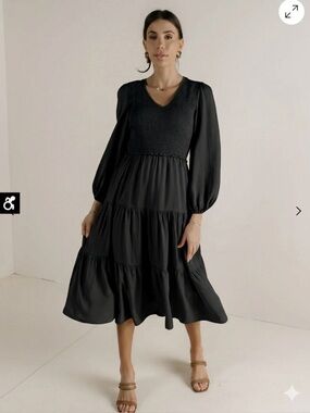 Bohme Tiered Midi Dress Smocked Black , size XL
